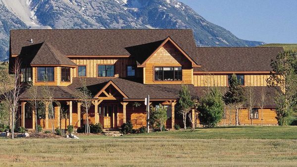 Log Home Exterior - Bitterroot