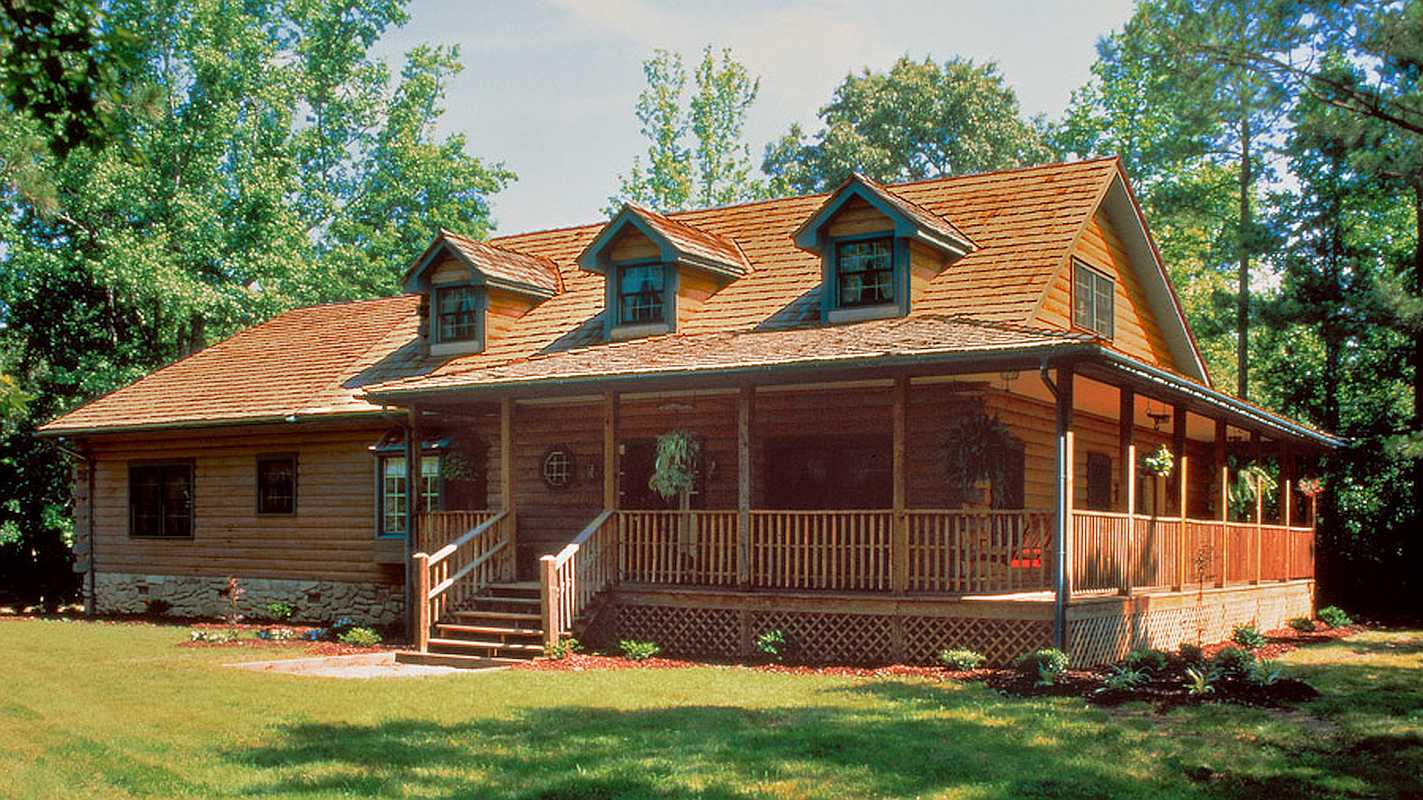 Log Home Exterior - Brookings