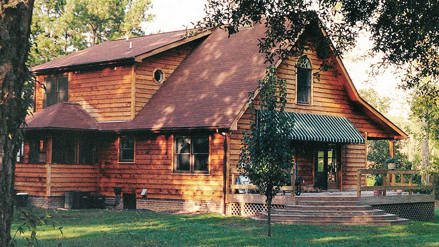 Log Home Exterior - Carson