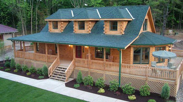 Log Home Exterior Layout - Edgewood