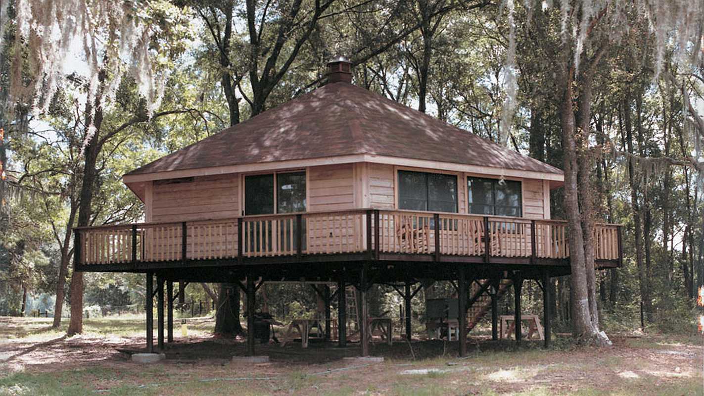 Log Home Exterior - Manawray