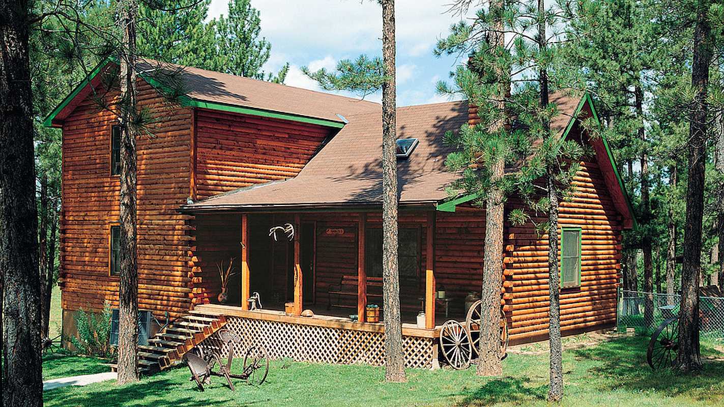 Log Home Exterior - Sanford