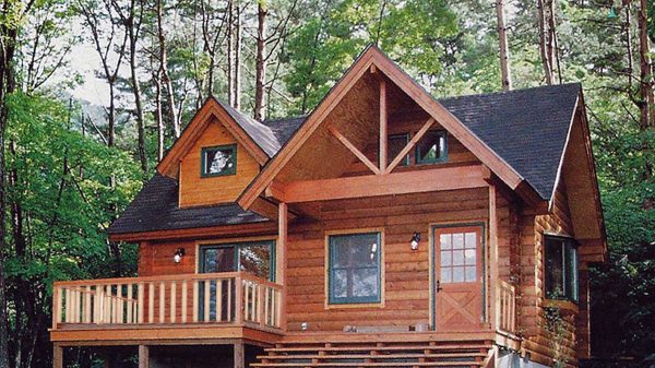 Log Home Exterior - Shasta