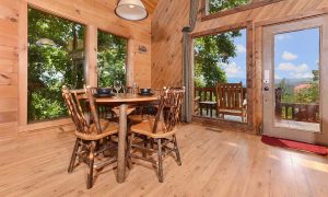 Log Home Dining Room - Ravenwood