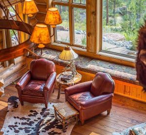 Log Home Living Room - Acadia