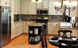 Log Homes Kitchen interior - Bentwillow