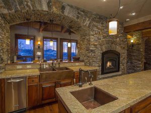 Log Homes Kitchen Design - Arlington