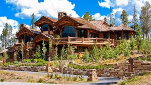 Luxury Log Home Exterior - Casa grande
