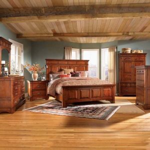Log Home Bedroom - Dillon