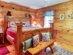 Log Home Bedroom - Edgewood