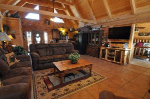 Log Home Living Room - Shiloh