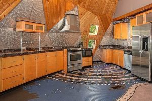 Log Cabin Kitchen - Manawray