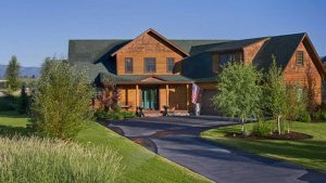 Log Home Exterior - Northfield