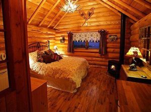 Log Cabin Bedroom - Pearl river