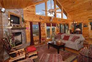 Log Home Living Room - Plymouth