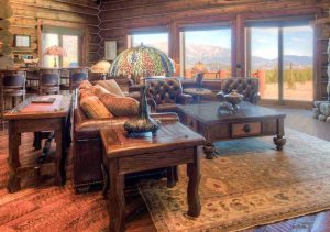 Log Home Living Room - Richmond