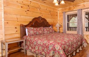 log Home Bedroom - Rush Valley