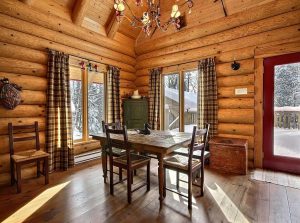 Log Cabin Dining Space - Shasta