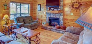 Log Home Living Room - Springfield
