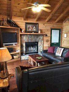 Log Home Living Room - Woodsman