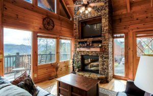 Log Home Living Room - Yellowstone